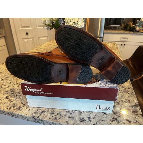 NIB VTG G.H. Bass Weejuns Women’s Sz 8.5 WIDE Brown Leather Penny Loafers Preppy - Picture 6 of 8